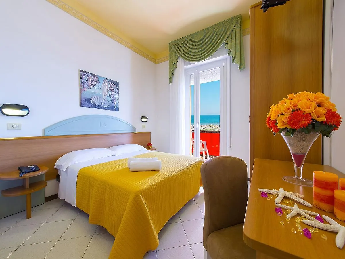 Hotel Ariane - Beachfront, Breakfast Xxl & Sea View Rimini