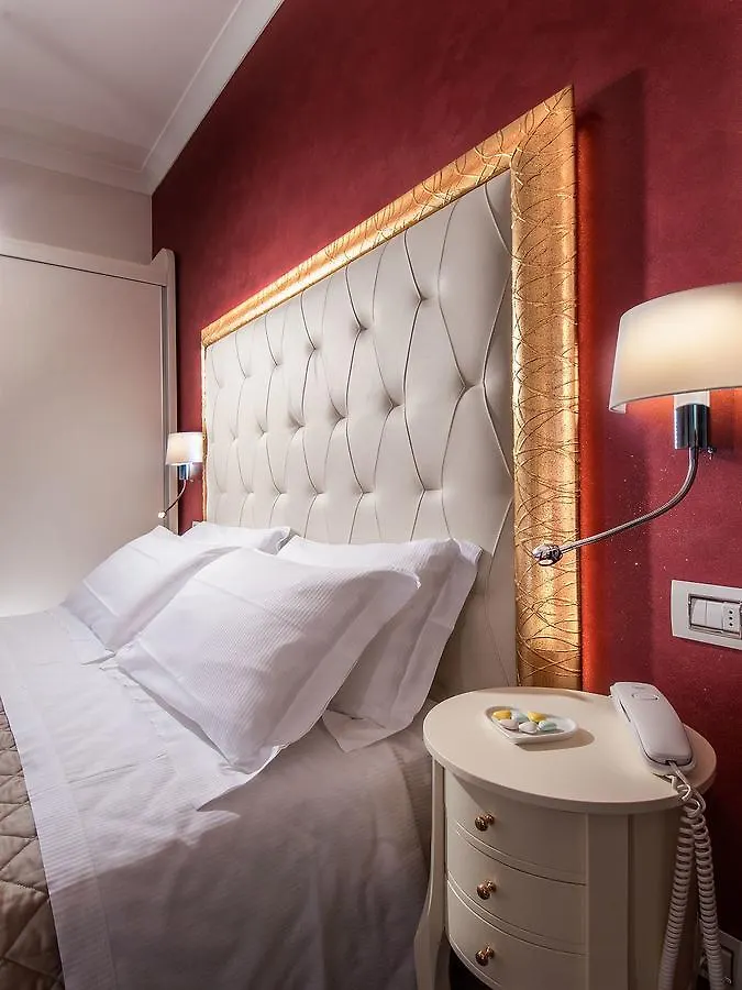Hotel Ariane - Beachfront, Breakfast Xxl & Sea View Rimini